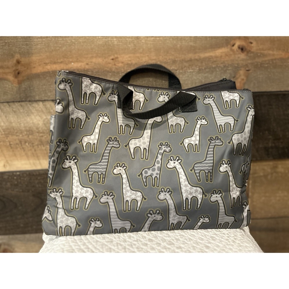 31 Diaper Bag Giraffes Print 7-Pockets (2 Zips 5 Open) Top Handles
